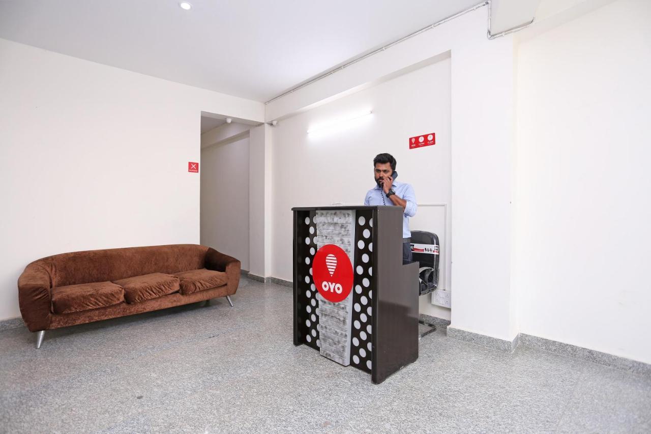 Oyo Dlf Cyber City Near Aravali Biodiversity Park Gurgaon Eksteriør bilde